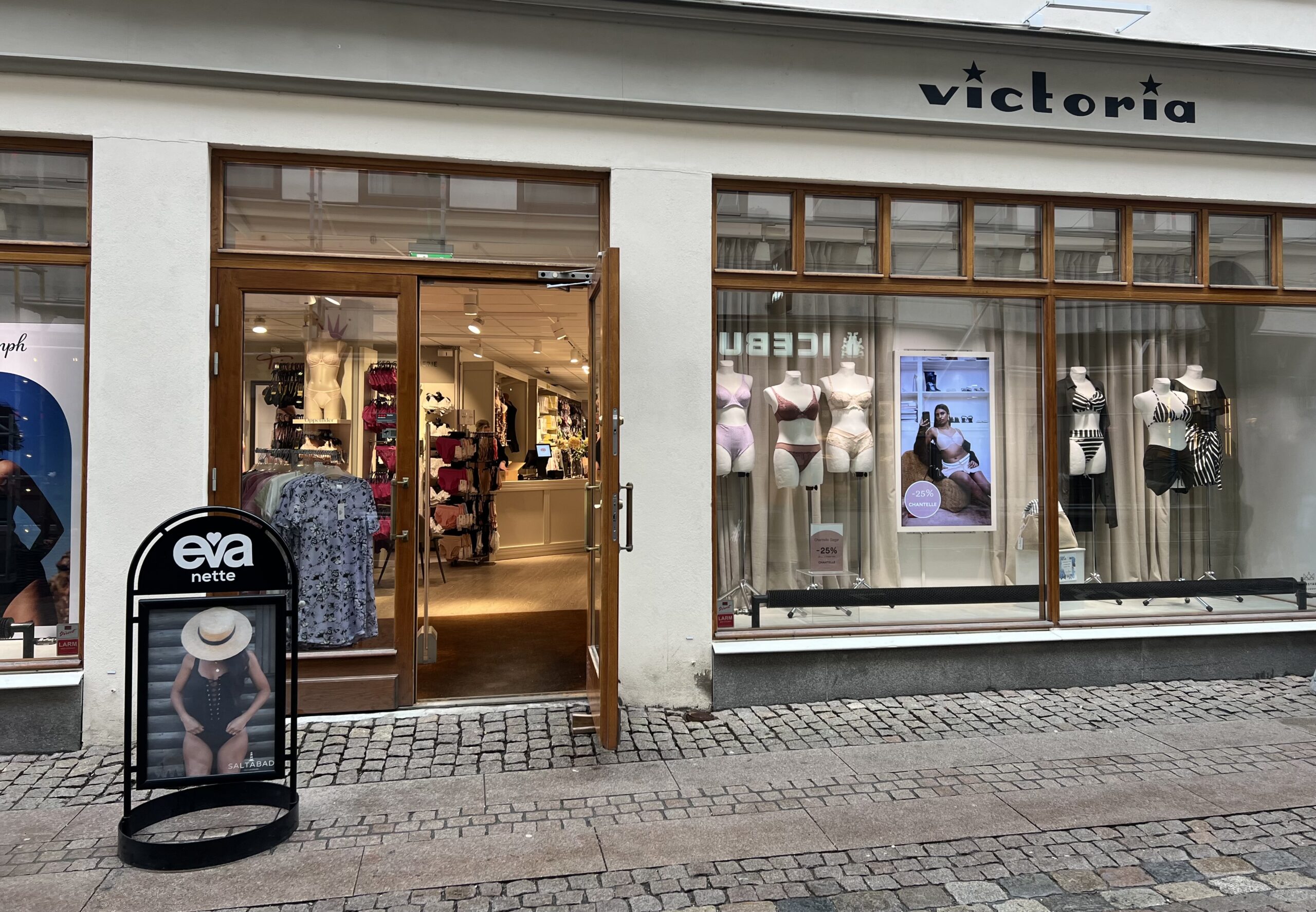 Göteborg - Victoria, Södra Larmgatan 10
